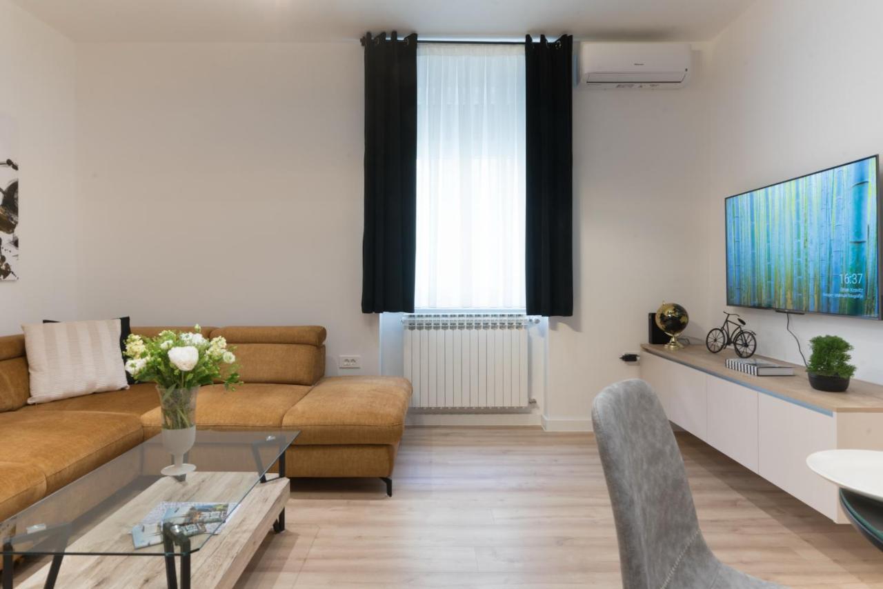Apartment Palazzo, Zagreb Town Centre מראה חיצוני תמונה