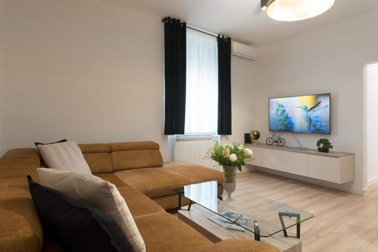 Apartment Palazzo, Zagreb Town Centre מראה חיצוני תמונה